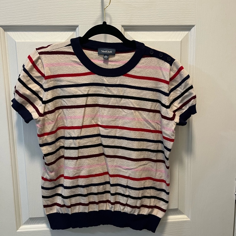 MODCLOTH short sleeve sweater size XL